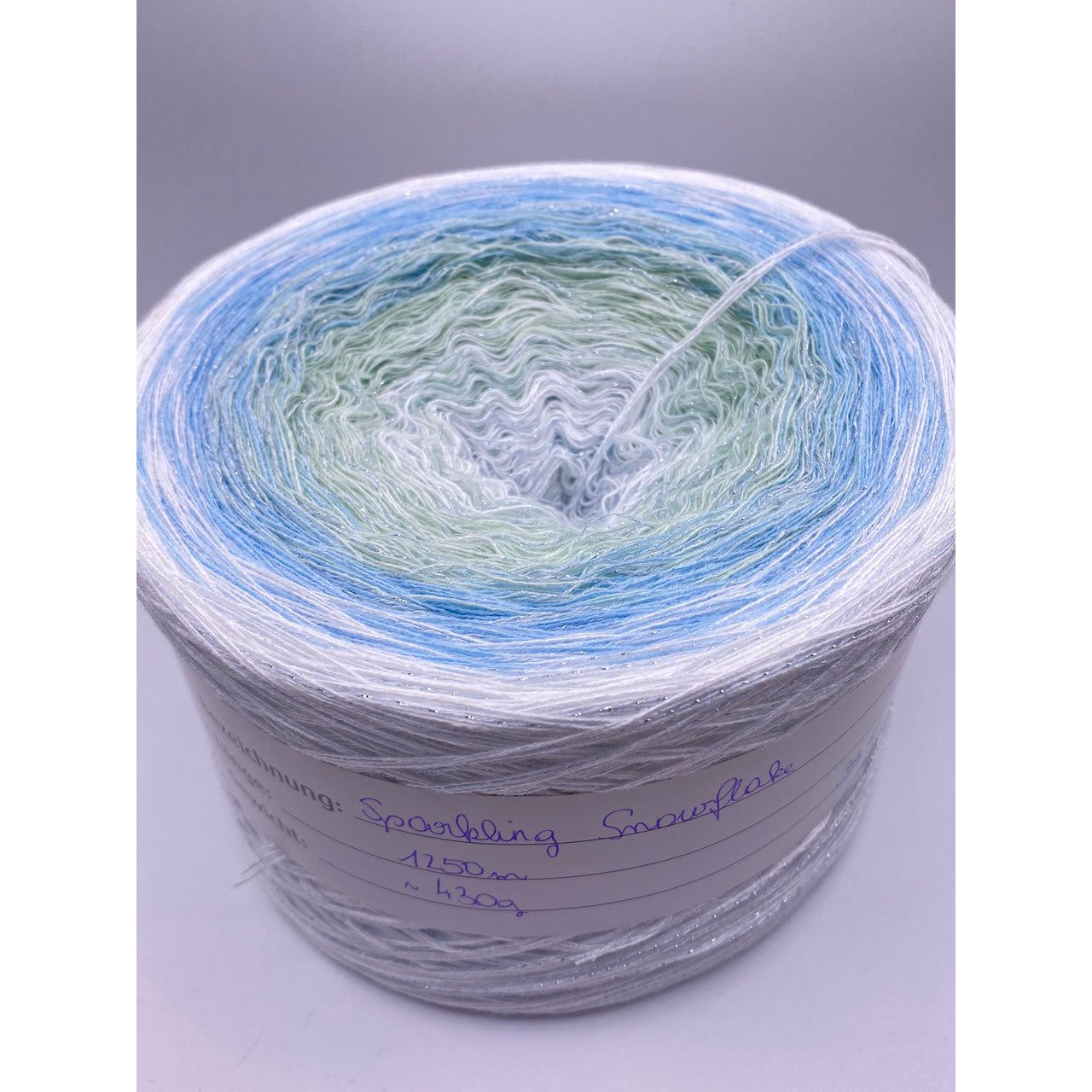 MD Sparkling Snowflake