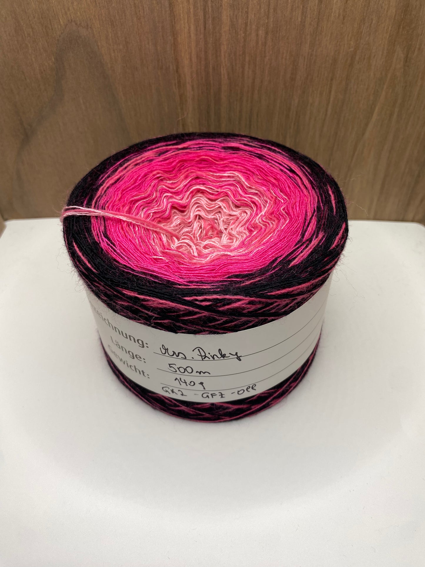 Alpaka Mrs Pinky  500m 4-fädig