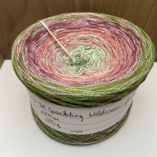 Sparkling Wildrosen-Garten